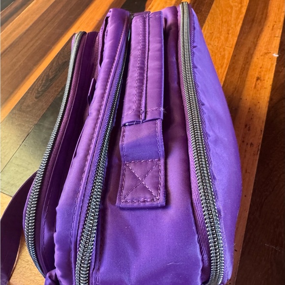 Lug Top Handle Crossbody - Boomer--GRAPE PURPLE (NWT) - Picture 6 of 7